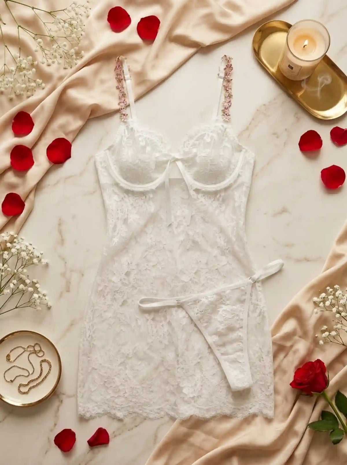 BACKLESS LACE HALTER BABYDOLL | WHITE